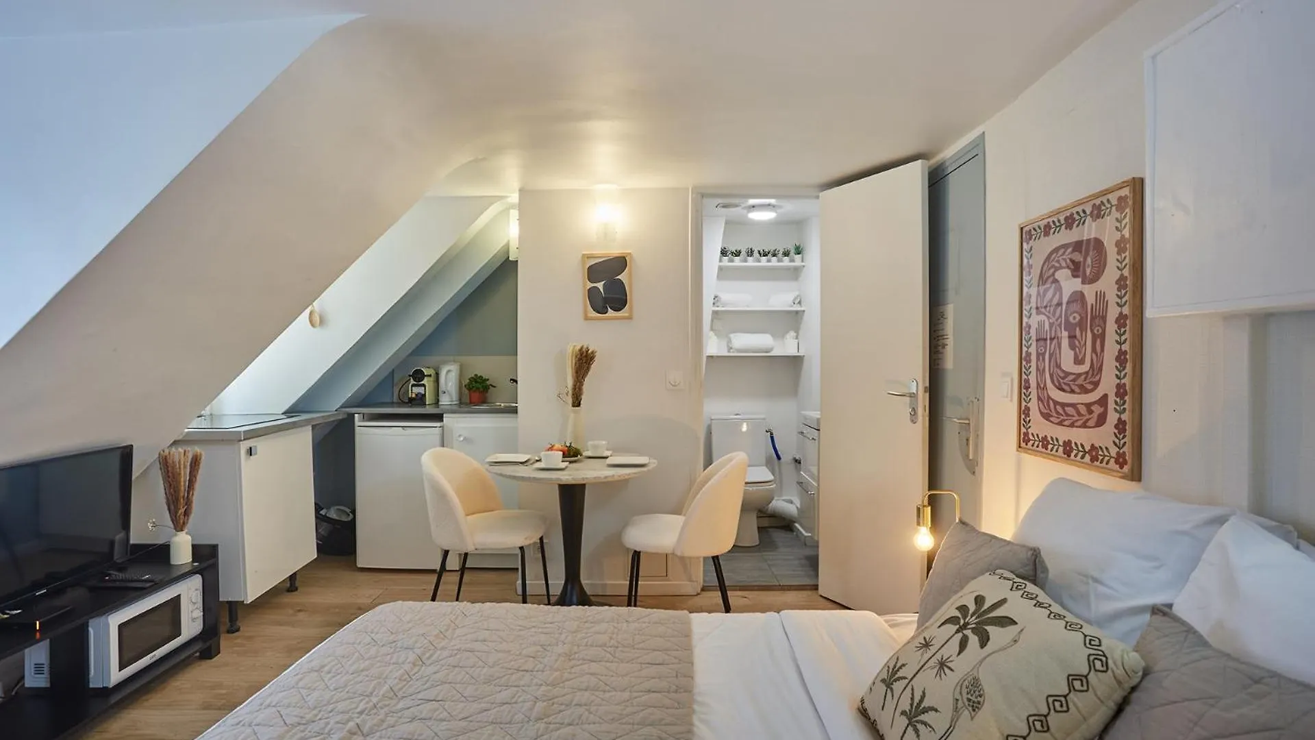 Place Vendome By Prestige