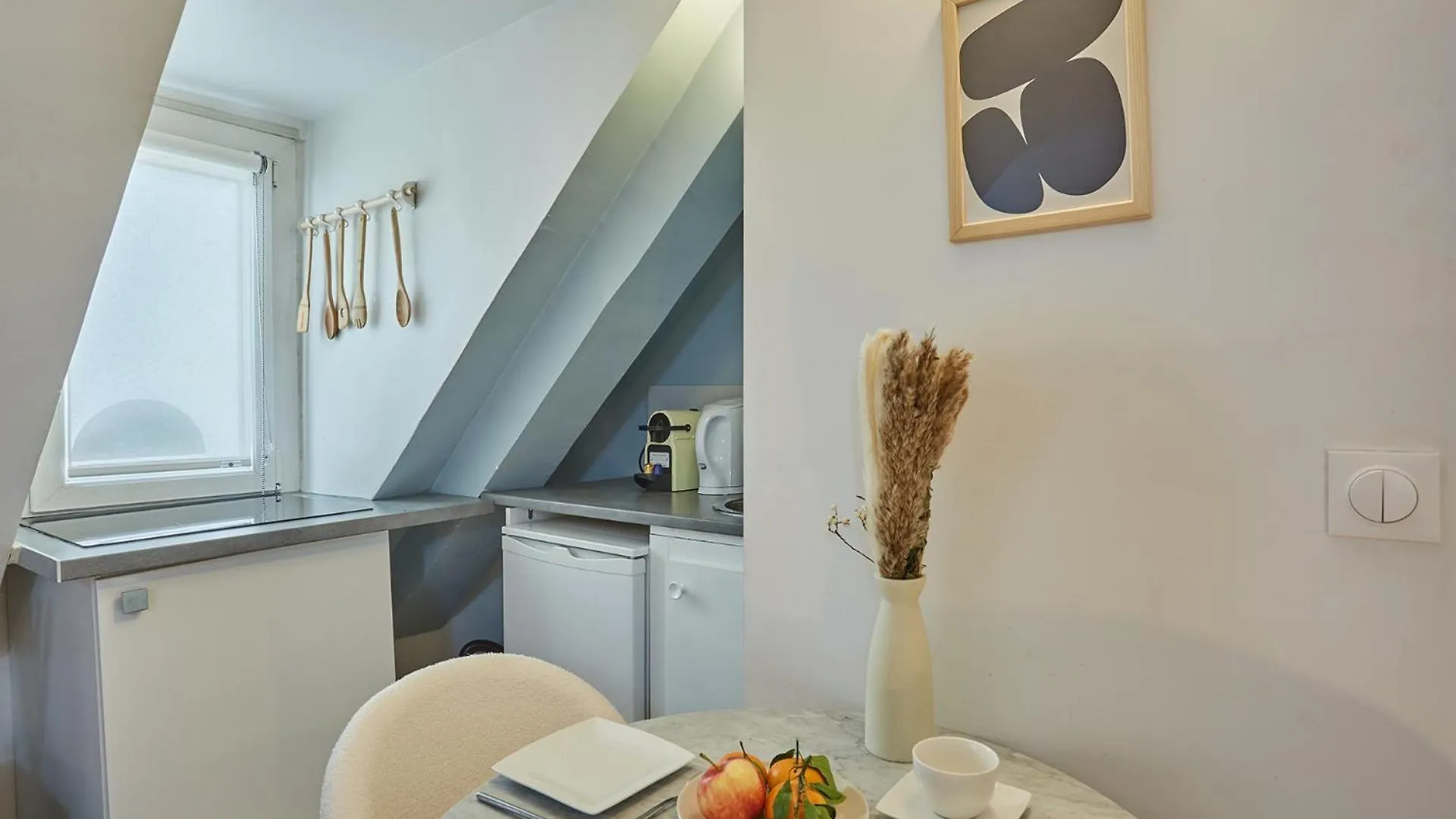 Apartment Place Vendome By Prestige